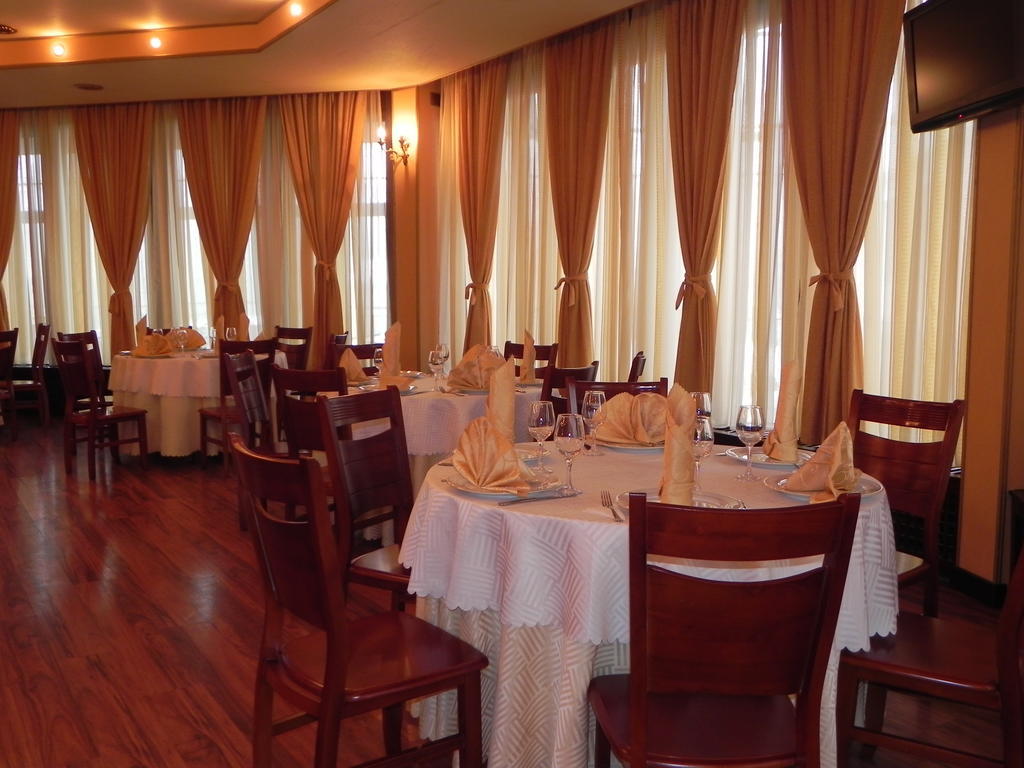 Hestia Hotel Келераші Екстер'єр фото