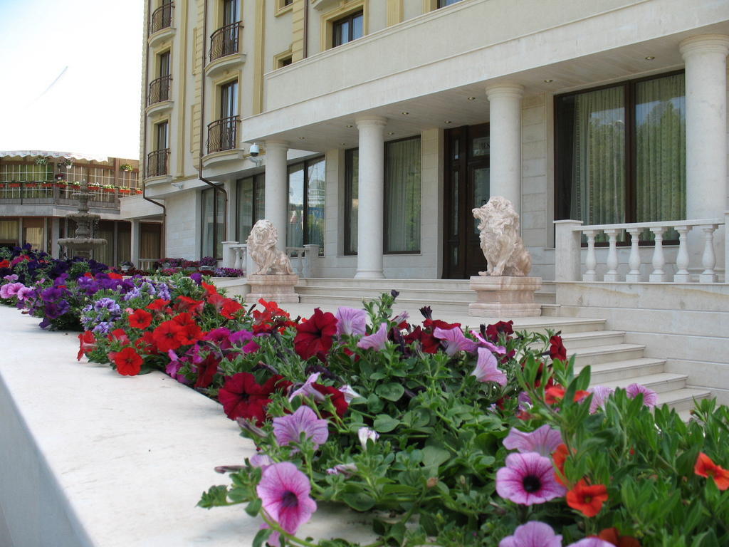 Hestia Hotel Келераші Екстер'єр фото